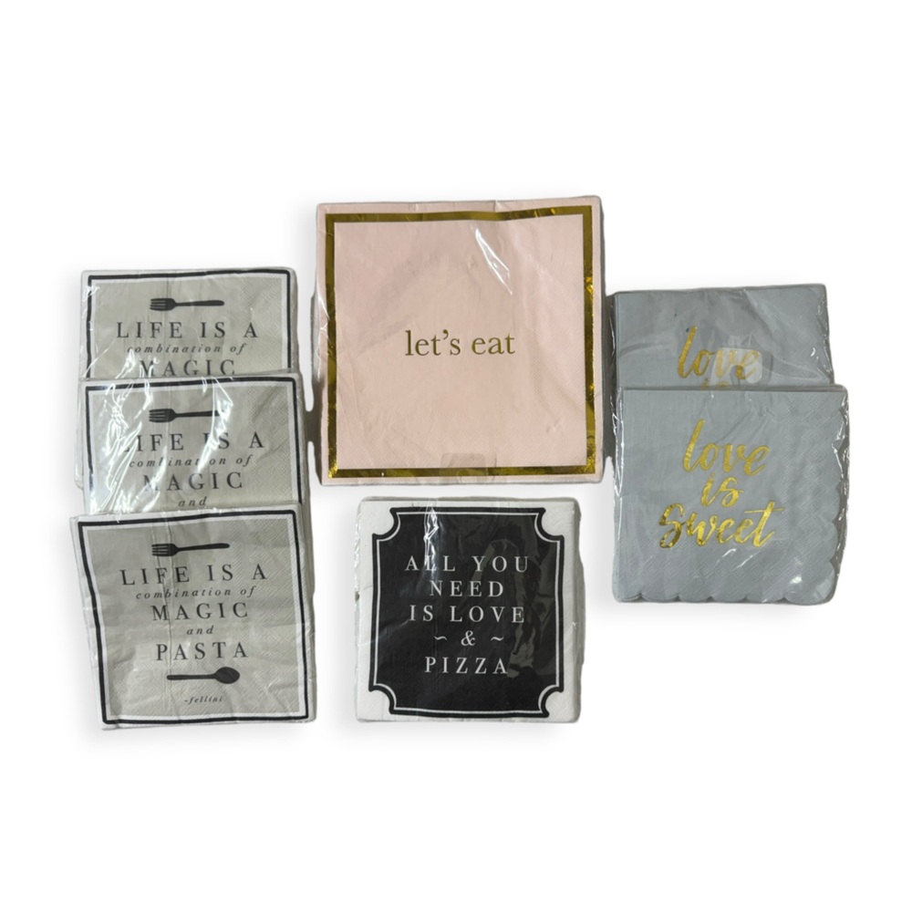 Lot‎ of 7 Paper Napkins